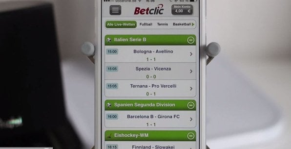 Das ansprechend gestaltete Live-Center ist auch mobil verfügbar